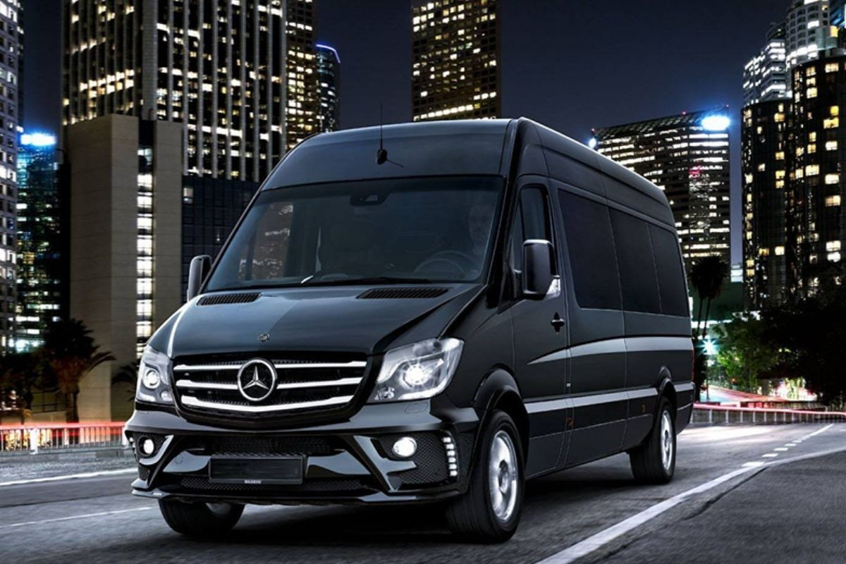 Mercedes’in elektrikli Sprinter’i Türkiye yollarına çıkıyor